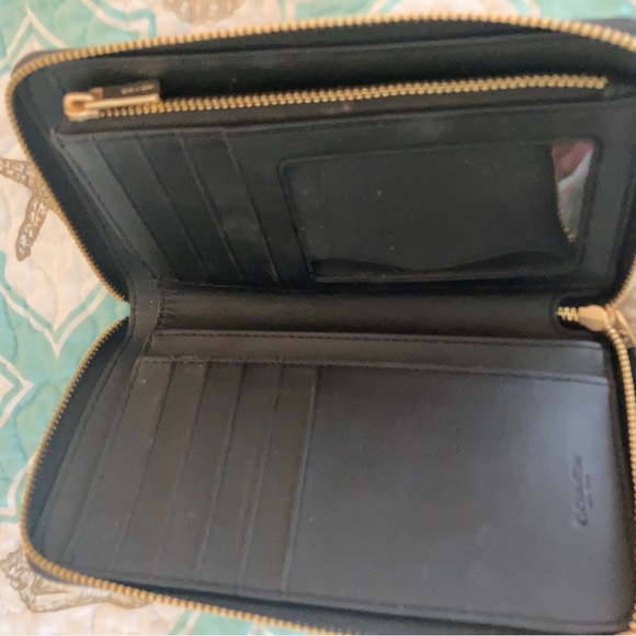 Coach Black Wallet - Picture 4 of 5